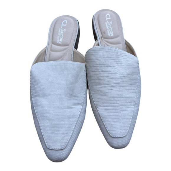 CL by Chinese Laundry "Softest" pointed-toe flat mules Size 8 Women's Cream - Picture 1 of 7